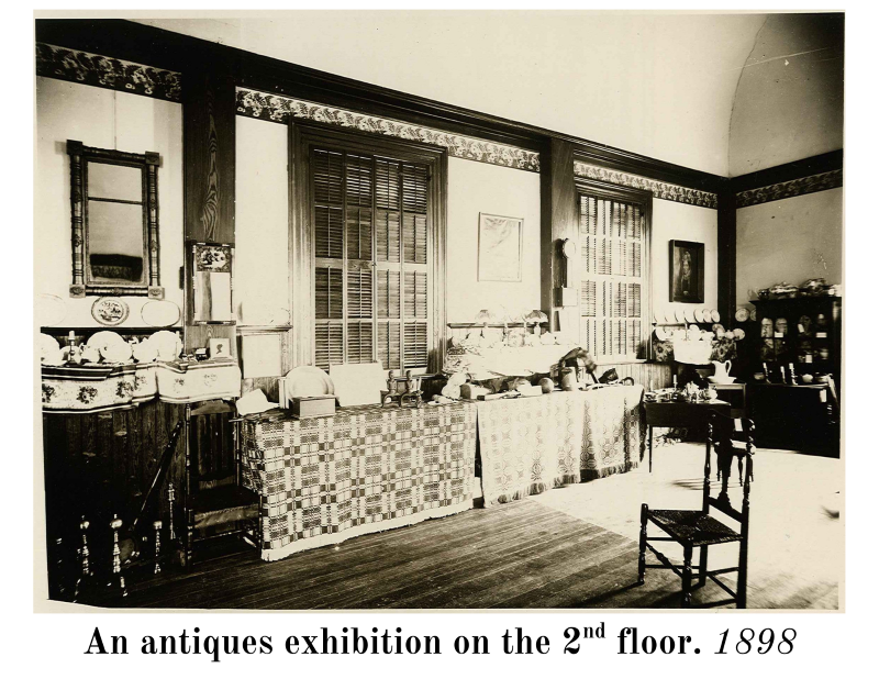 antiques exhibition 2 small